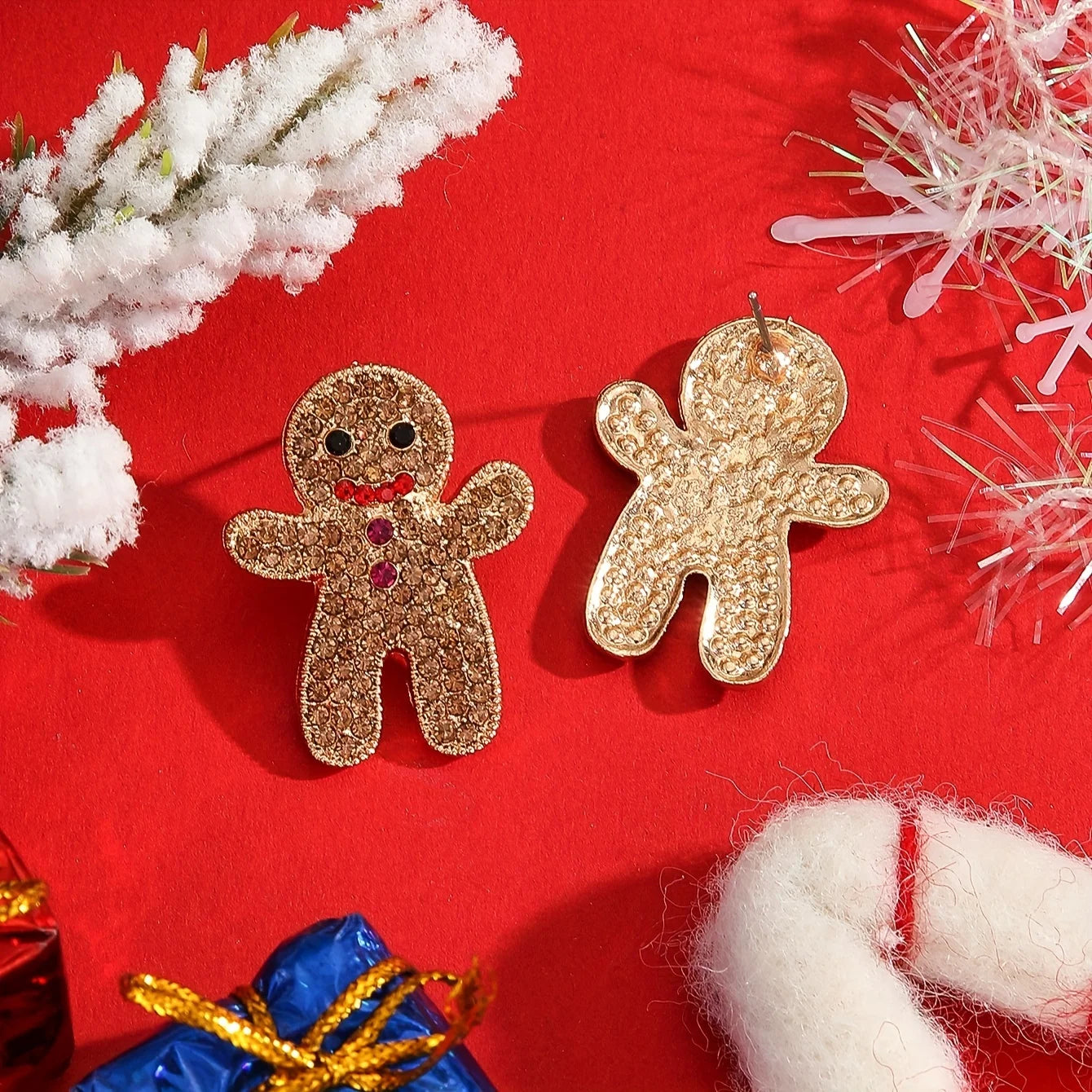 1 pair Cute gingerbread man pendant earrings for women Christmas jewelry gifts Party dress set women's decorative accessories